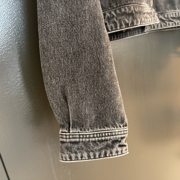 Agolde oversized S Charcoal Cropped Jean Jacket mint as new as possible cond - Picture 6 of 16